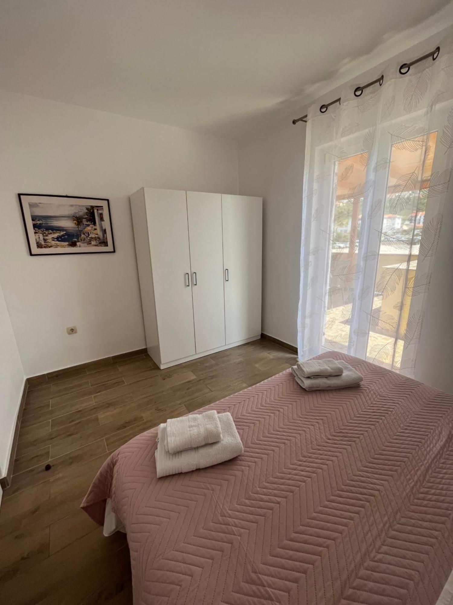 Apartments And Rooms Markovski Palit Экстерьер фото